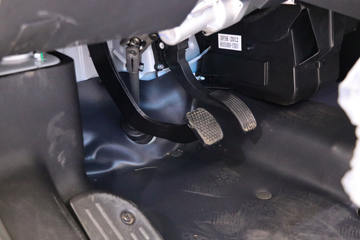 ��� EC35II 2019�� ��׼�� 2.6T 4.5�״��綯��ջ���41.86kWhͼƬ