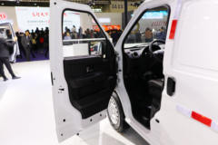 瑞驰 EC35II 2019款 标准型 2.6T 4.5米纯电动封闭货车41.86kWh
