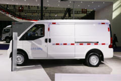瑞驰 EC35II 2019款 标准型 2.6T 4.5米纯电动封闭货车41.86kWh