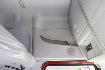�������� ����H5�п� 245���� 4X2 9.7����ʽ�ػ���(����)ͼƬ