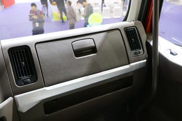 �������� ����H5�п� 245���� 4X2 9.7����ʽ�ػ���(����)ͼƬ