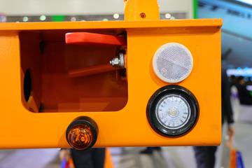 40英寸系列&nbsp;集装箱式半挂车外观图片