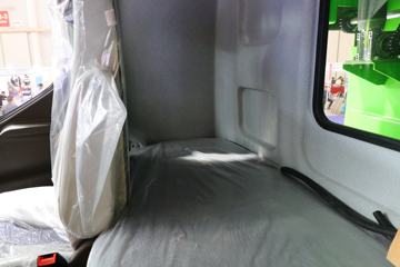 �������� ����H7 400���� 6X4 5.4����ж��ͼƬ