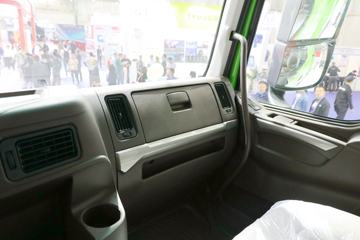 �������� ����H7 400���� 6X4 5.4����ж��ͼƬ