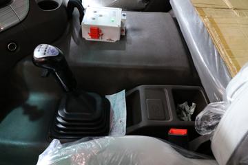 �������� ����H7 400���� 6X4 5.4����ж��ͼƬ