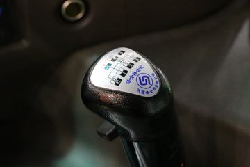 �������� ����H7 400���� 6X4 5.4����ж��ͼƬ