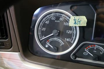 �������� ����H7 400���� 6X4 5.4����ж��ͼƬ