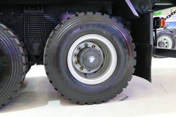 �������� ����H7 400���� 6X4 5.4����ж��ͼƬ