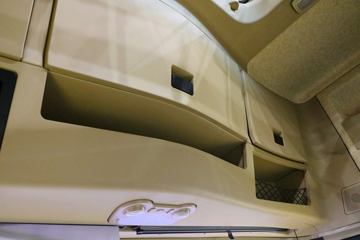 �����ؿ� ����X3000 460���� 6X4 LNGǣ����(����)ͼƬ