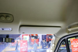 图雅诺智蓝&nbsp;电动封闭厢货驾驶室图片