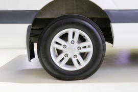 图雅诺智蓝&nbsp;电动封闭厢货底盘图片