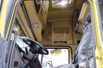 �����ؿ� ����X3000 460���� 6X4 LNGǣ����(����)ͼƬ