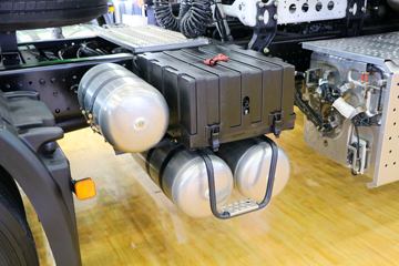 �����ؿ� ����X3000 460���� 6X4 LNGǣ����(����)ͼƬ