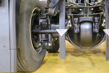 �����ؿ� ����X3000 460���� 6X4 LNGǣ����(����)ͼƬ