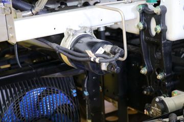 �����ؿ� ����X3000 460���� 6X4 LNGǣ����(����)ͼƬ