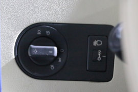 东风天龙&nbsp;牵引车驾驶室                                               图片