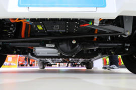 递哥&nbsp;电动封闭厢货底盘图片