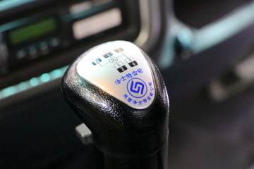 ���� ŷ��Rϵ 220���� 8.1���Ű���ʽ�ػ���(����)(BJ5166XXY-2A)ͼƬ