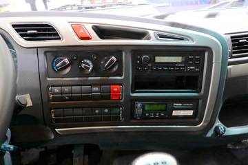 ���� ŷ��Rϵ 220���� 8.1���Ű���ʽ�ػ���(����)(BJ5166XXY-2A)ͼƬ