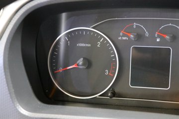 ���� ŷ��Rϵ 220���� 8.1���Ű���ʽ�ػ���(����)(BJ5166XXY-2A)ͼƬ