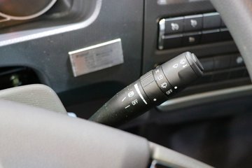 ���� ŷ��Rϵ 220���� 8.1���Ű���ʽ�ػ���(����)(BJ5166XXY-2A)ͼƬ