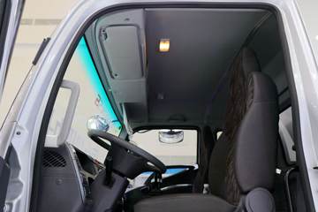 ���� ŷ��Rϵ 220���� 8.1���Ű���ʽ�ػ���(����)(BJ5166XXY-2A)ͼƬ