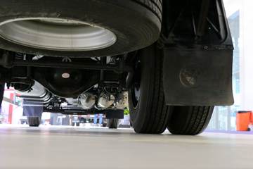 ���� ŷ��Rϵ 220���� 8.1���Ű���ʽ�ػ���(����)ͼƬ