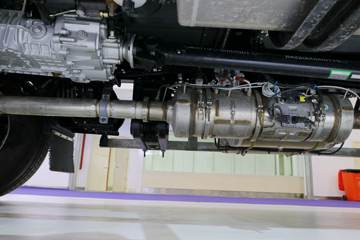 ���� ŷ��Rϵ 220���� 8.1���Ű���ʽ�ػ���(����)ͼƬ