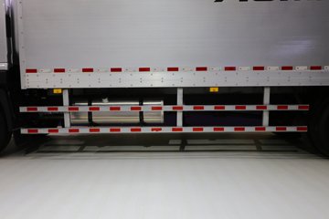 ���� ŷ��Rϵ 220���� 8.1���Ű���ʽ�ػ���(����)ͼƬ