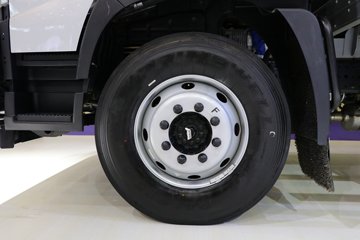 ���� ŷ��Rϵ 220���� 8.1���Ű���ʽ�ػ���(����)ͼƬ