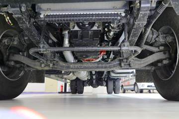 ���� ŷ��Rϵ 220���� 8.1���Ű���ʽ�ػ���(����)ͼƬ