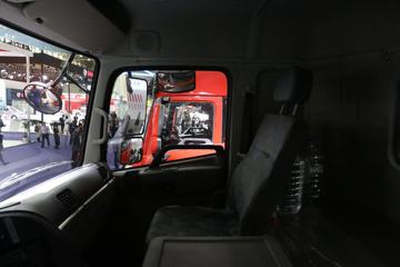 �������ó� ����KC�ؿ� 430���� 8X4 7����ж��(DFH3310A15)ͼƬ