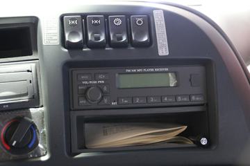 �������ó� ����KC�ؿ� 430���� 8X4 7����ж��(DFH3310A15)ͼƬ