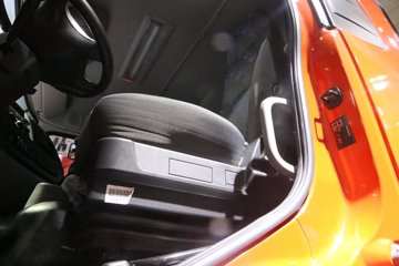 �������ó� ����KC�ؿ� 430���� 8X4 7����ж��(DFH3310A15)ͼƬ