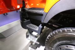 东风商用车 天龙KC重卡 430马力 8X4 7米自卸车(DFH3310A15)