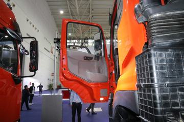 �������ó� ����KC�ؿ� 430���� 8X4 7����ж��(DFH3310A15)ͼƬ