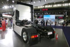 东风商用车 天龙重卡 560马力 4X2 AMT自动挡概念牵引车(国六)