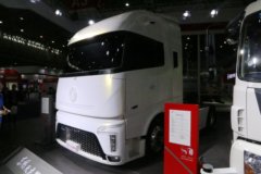 东风商用车 天龙重卡 560马力 4X2 AMT自动挡概念牵引车(国六)