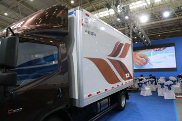 Ծ�� ��ԽC500-33 156���� 4X2 4.09����س�(SH5042XLCZFDDWZ3)ͼƬ