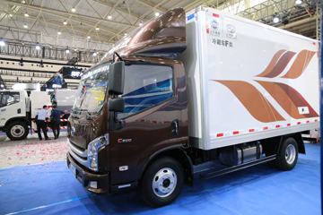 Ծ�� ��ԽC500-33 156���� 4X2 4.09����س�(SH5042XLCZFDDWZ3)ͼƬ