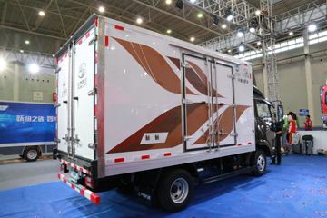 Ծ�� ��ԽC500-33 156���� 4X2 4.09����س�(SH5042XLCZFDDWZ3)ͼƬ