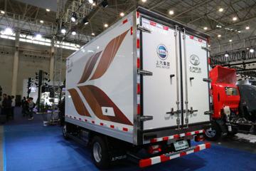 Ծ�� ��ԽC500-33 156���� 4X2 4.09����س�(SH5042XLCZFDDWZ3)ͼƬ