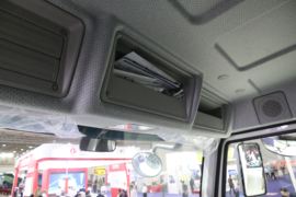 东风柳汽底盘&nbsp;除尘车驾驶室图片