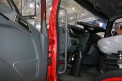 跃进 开拓T700 220马力 6X2 6.7米自卸车(SH3242VGDDWW4)