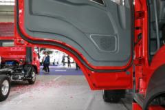 跃进 开拓T700 220马力 6X2 6.7米自卸车(SH3242VGDDWW4)