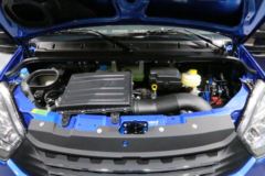 南京依维柯 欧胜 2020款 129马力 2.3T 5座 高顶商务车