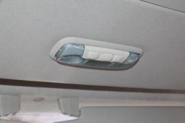 威龙&nbsp;电动牵引车驾驶室图片