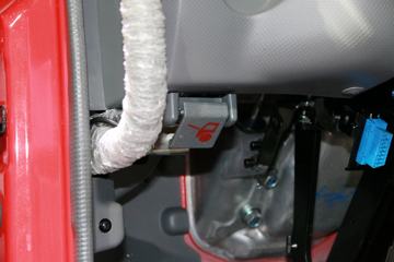 ���� �����A6LII�п� 220���� 4X2 6.8�������ػ���ͼƬ