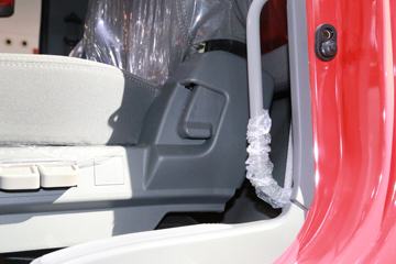 ���� �����A6LII�п� 220���� 4X2 6.8�������ػ���ͼƬ