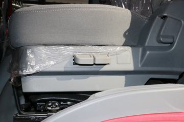 ���� �����A6LII�п� 220���� 4X2 6.8�������ػ���ͼƬ